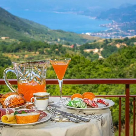 فندق مبيت وإفطار Priante Rivello