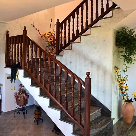 فندق مبيت وإفطار Priante Rivello